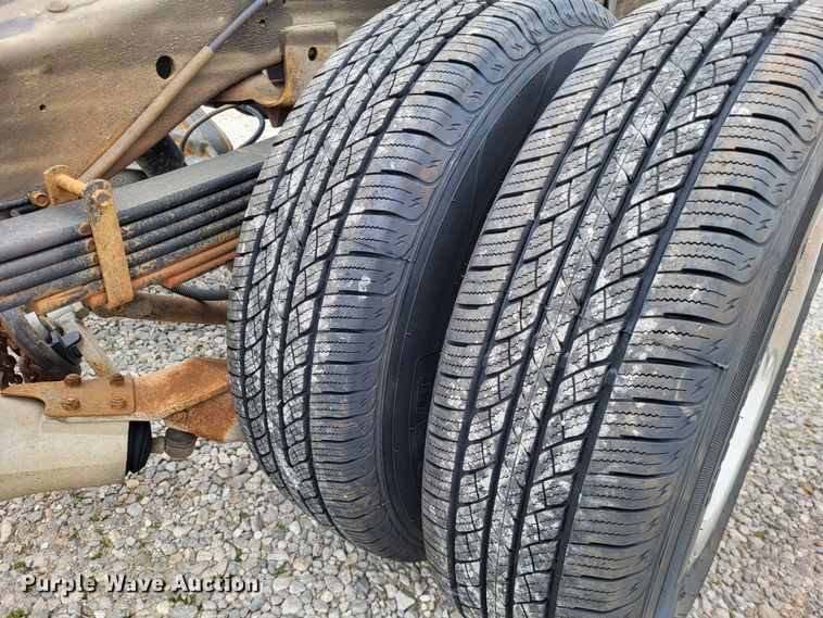 image for item DO3592 2012 Chevrolet Express G4500  van cab and chassis