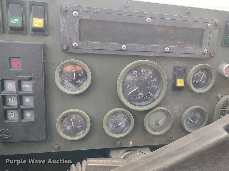 image for item DO3887 2002 Stewart & Stevenson M1083A1  flatbed truck