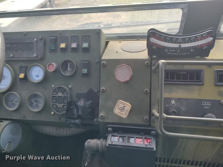 image for item DO3887 2002 Stewart & Stevenson M1083A1  flatbed truck