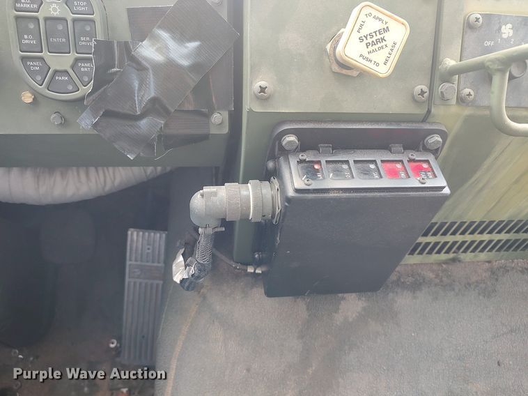 image for item DO3887 2002 Stewart & Stevenson M1083A1  flatbed truck