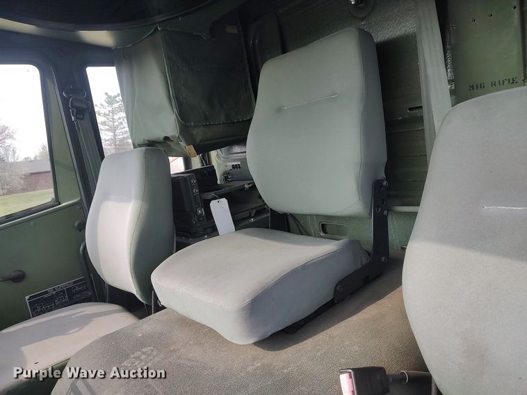 image for item DO3887 2002 Stewart & Stevenson M1083A1  flatbed truck