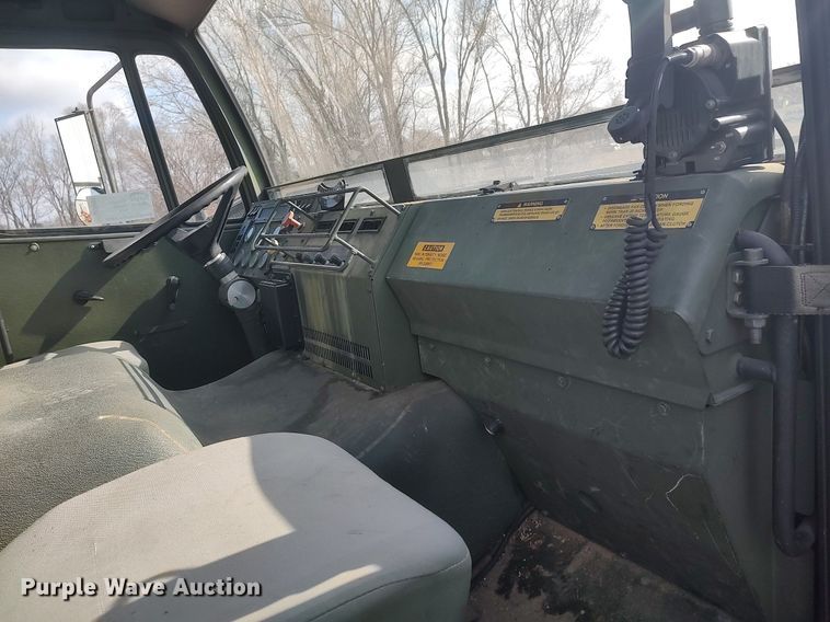 image for item DO3887 2002 Stewart & Stevenson M1083A1  flatbed truck