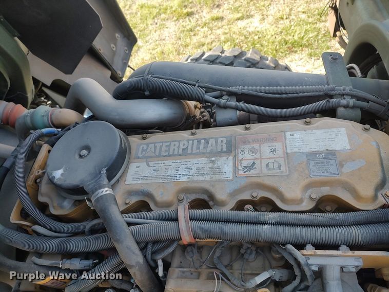 image for item DO3887 2002 Stewart & Stevenson M1083A1  flatbed truck