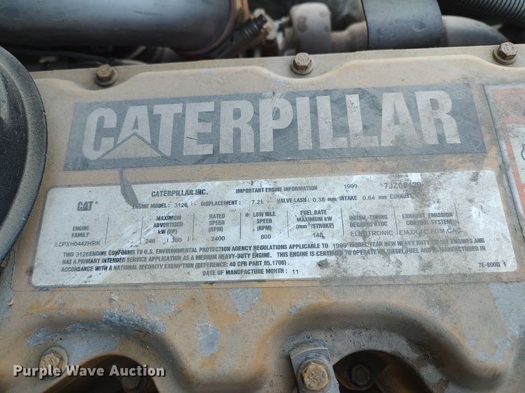 image for item DO3887 2002 Stewart & Stevenson M1083A1  flatbed truck