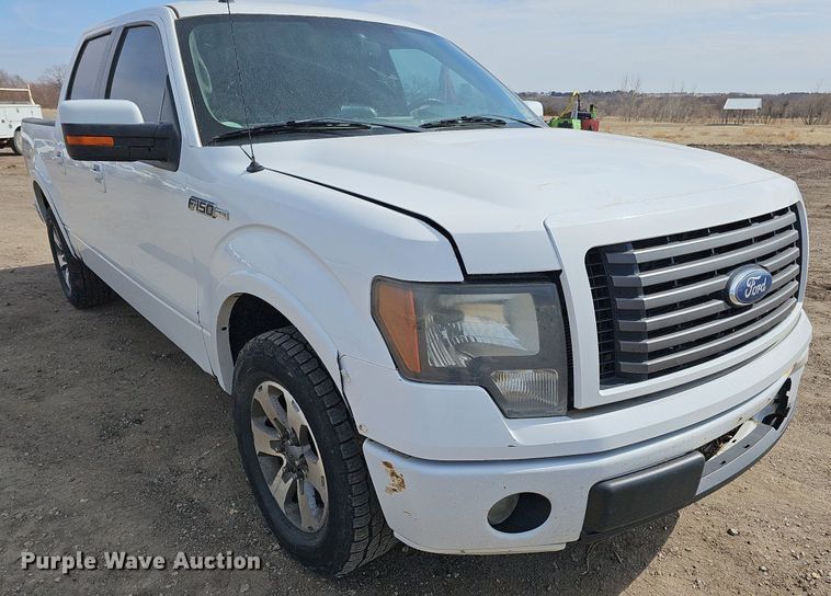 image for item DO4251 2011 Ford F150  SuperCrew pickup truck