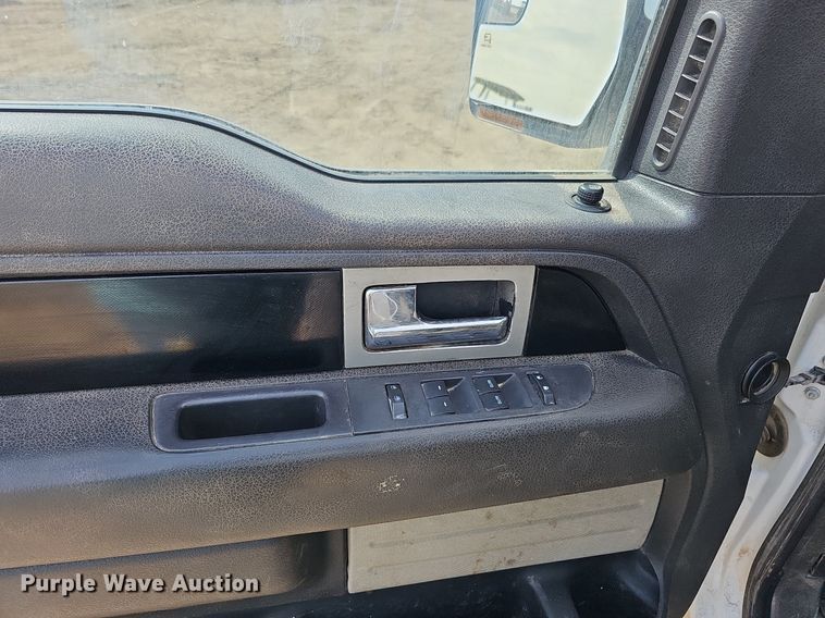 image for item DO4251 2011 Ford F150  SuperCrew pickup truck