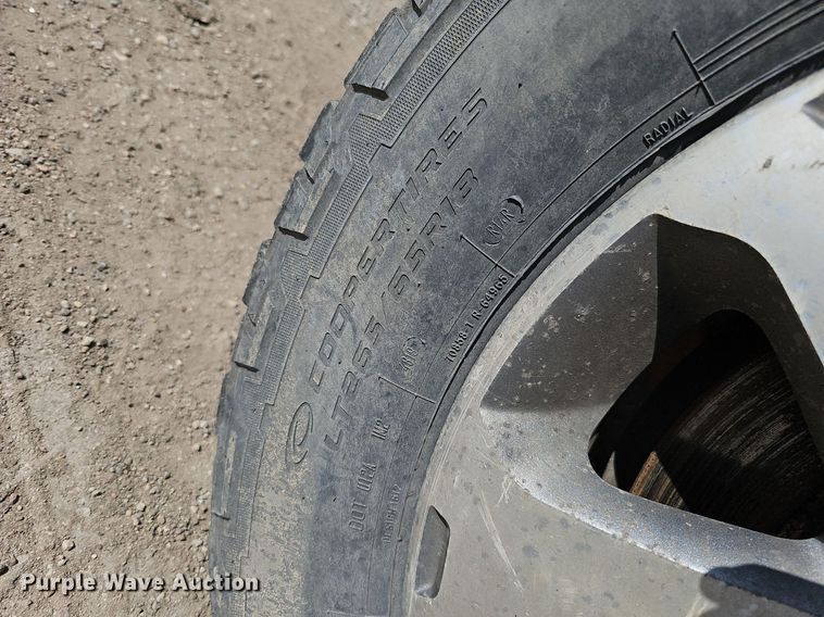 image for item DO4251 2011 Ford F150  SuperCrew pickup truck