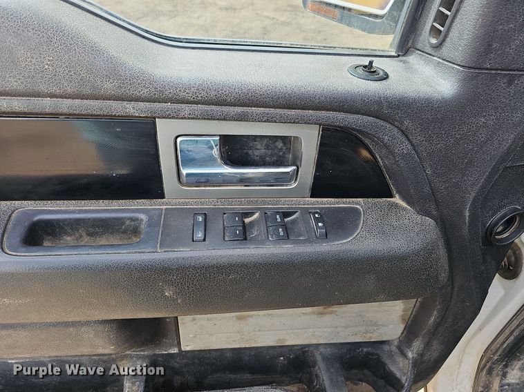 image for item DO4252 2011 Ford F150  SuperCrew pickup truck