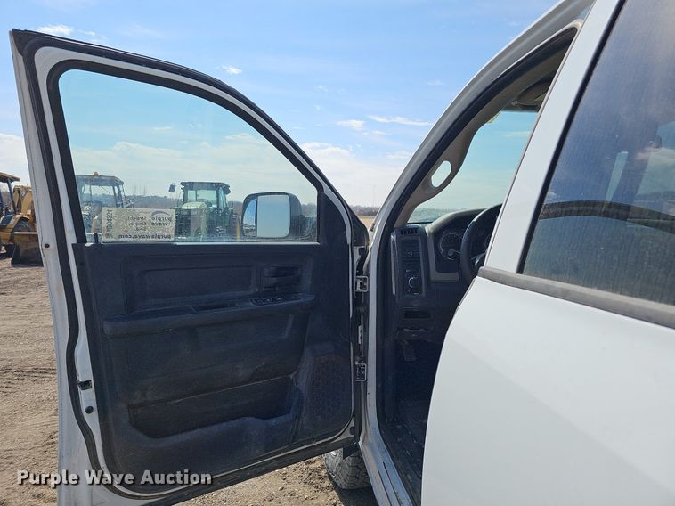 image for item DO4254 2012 Dodge Ram 2500HD  Crew Cab utility bed pickup truck