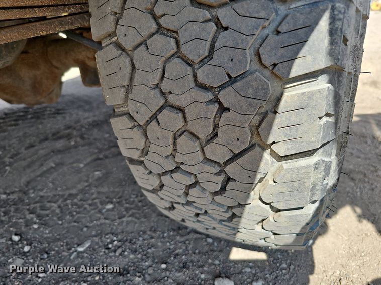 image for item DO4254 2012 Dodge Ram 2500HD  Crew Cab utility bed pickup truck