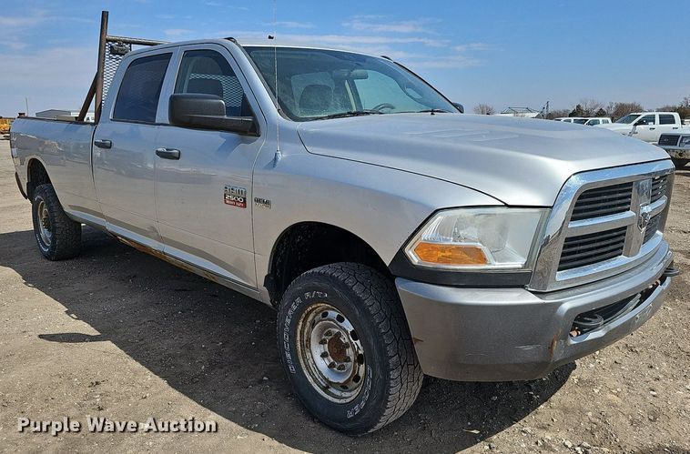 image for item DO4255 2010 Dodge Ram 2500HD  Crew Cab pickup truck