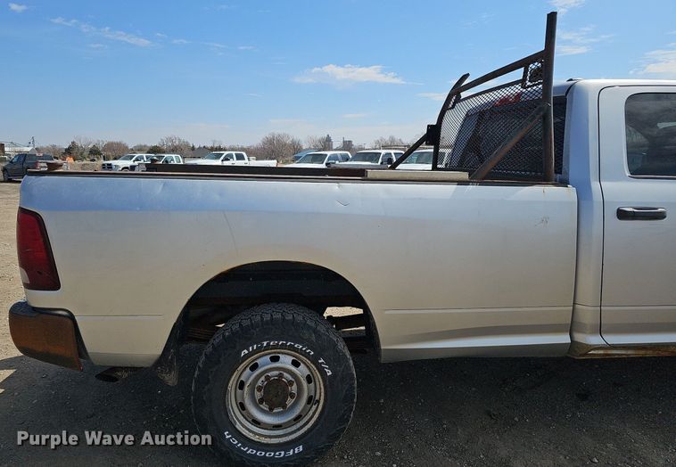 image for item DO4255 2010 Dodge Ram 2500HD  Crew Cab pickup truck