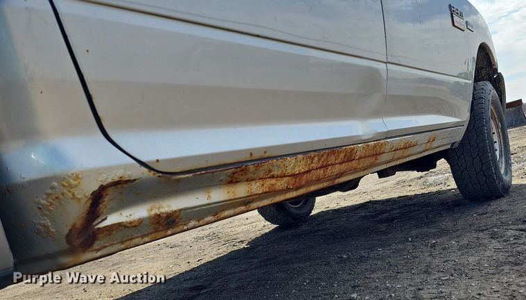 image for item DO4255 2010 Dodge Ram 2500HD  Crew Cab pickup truck