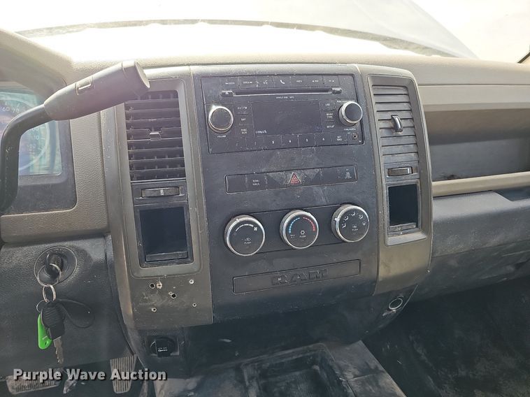 image for item DO4255 2010 Dodge Ram 2500HD  Crew Cab pickup truck