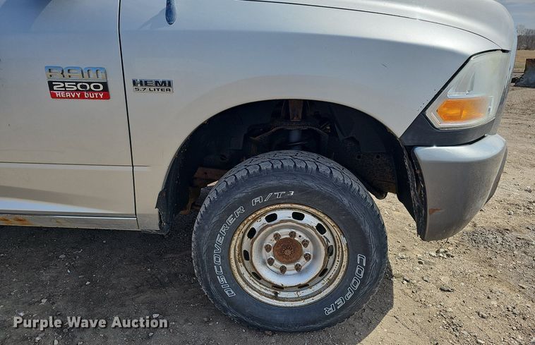 image for item DO4255 2010 Dodge Ram 2500HD  Crew Cab pickup truck