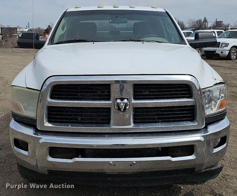 image for item DO4256 2011 Dodge Ram 2500HD  Crew Cab pickup truck