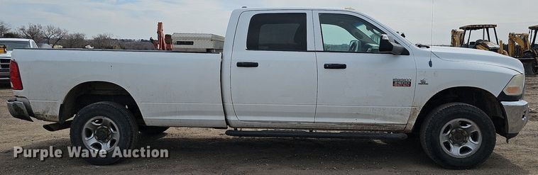 image for item DO4256 2011 Dodge Ram 2500HD  Crew Cab pickup truck