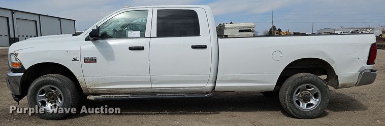 image for item DO4256 2011 Dodge Ram 2500HD  Crew Cab pickup truck