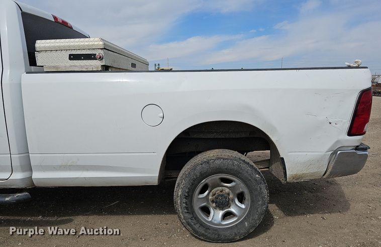 image for item DO4256 2011 Dodge Ram 2500HD  Crew Cab pickup truck