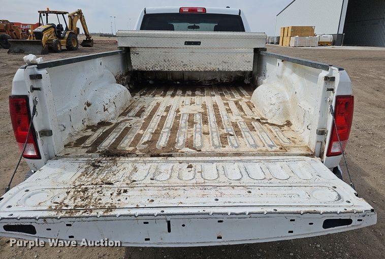 image for item DO4256 2011 Dodge Ram 2500HD  Crew Cab pickup truck