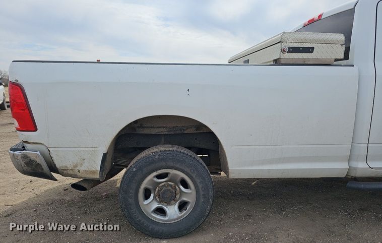 image for item DO4256 2011 Dodge Ram 2500HD  Crew Cab pickup truck