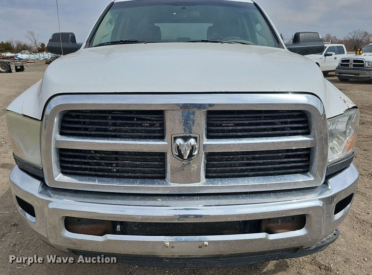 image for item DO4256 2011 Dodge Ram 2500HD  Crew Cab pickup truck