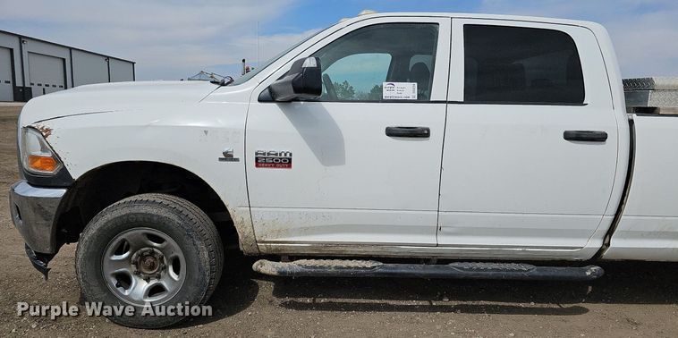 image for item DO4256 2011 Dodge Ram 2500HD  Crew Cab pickup truck