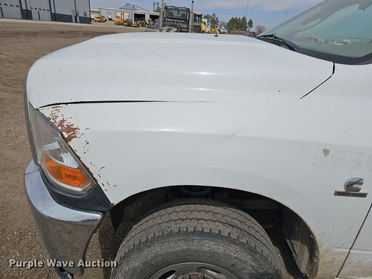 image for item DO4256 2011 Dodge Ram 2500HD  Crew Cab pickup truck