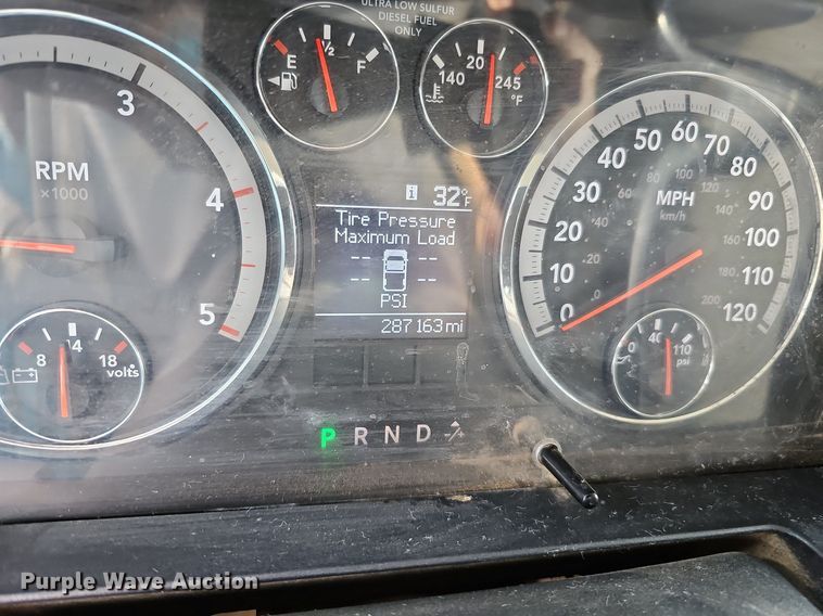 image for item DO4256 2011 Dodge Ram 2500HD  Crew Cab pickup truck