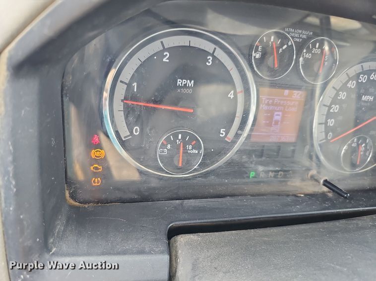 image for item DO4256 2011 Dodge Ram 2500HD  Crew Cab pickup truck