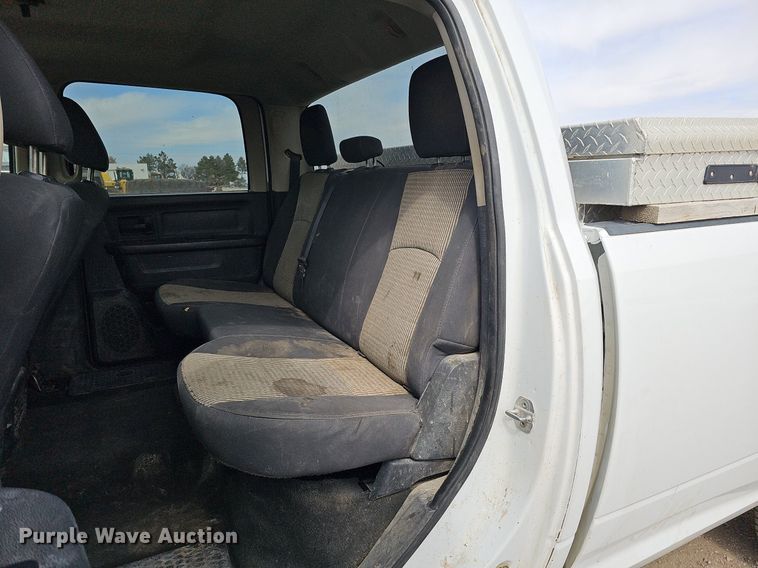 image for item DO4256 2011 Dodge Ram 2500HD  Crew Cab pickup truck