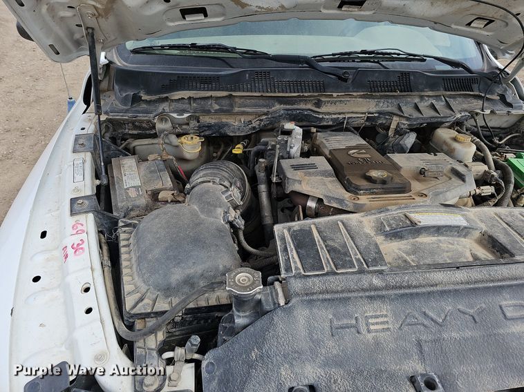 image for item DO4256 2011 Dodge Ram 2500HD  Crew Cab pickup truck