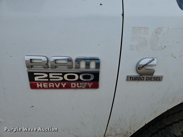 image for item DO4256 2011 Dodge Ram 2500HD  Crew Cab pickup truck