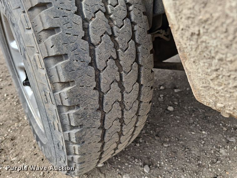 image for item DO4256 2011 Dodge Ram 2500HD  Crew Cab pickup truck