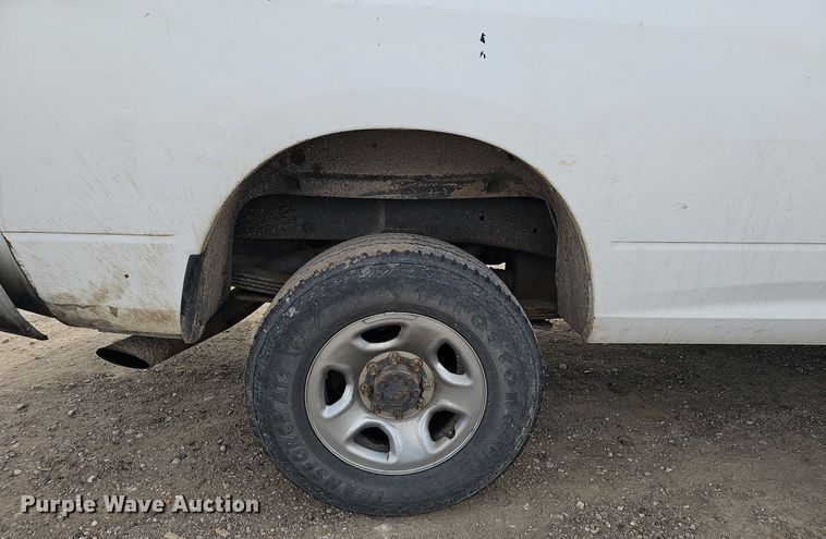 image for item DO4256 2011 Dodge Ram 2500HD  Crew Cab pickup truck