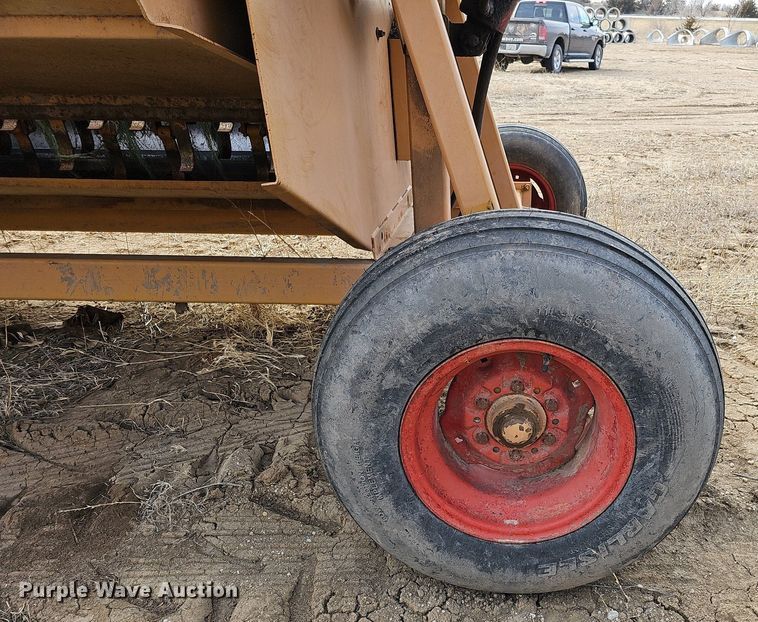 image for item DO4263 Duratech HayBuster 2620  bale processor