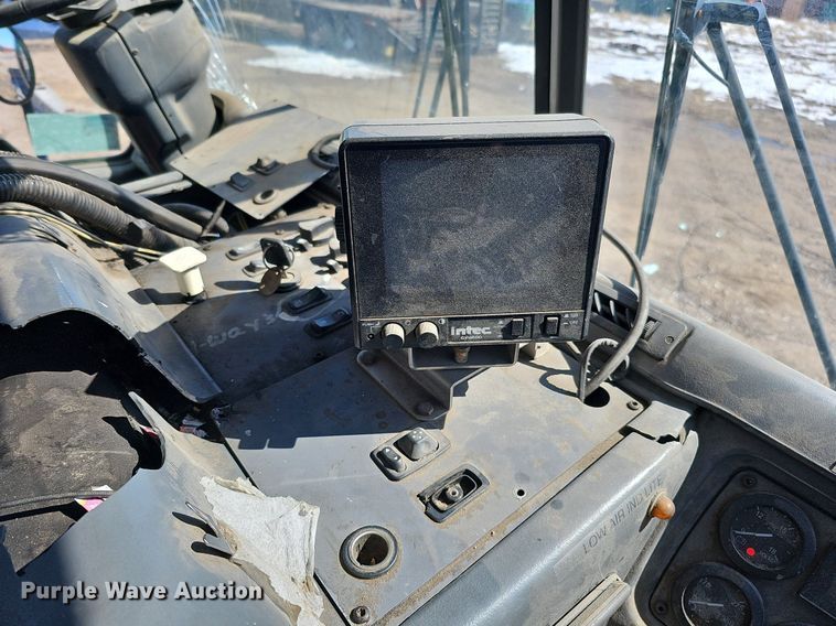 image for item DO4266 2002 Freightliner Condor  refuse truck