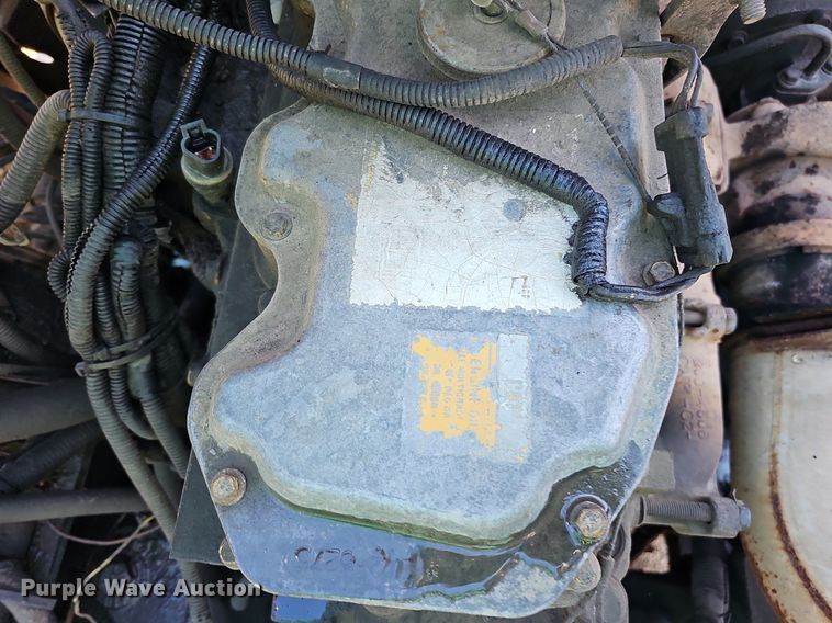 image for item DO4266 2002 Freightliner Condor  refuse truck