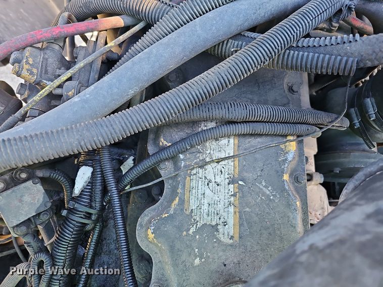 image for item DO4266 2002 Freightliner Condor  refuse truck