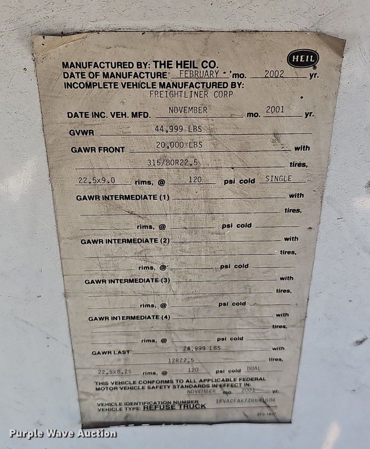 image for item DO4266 2002 Freightliner Condor  refuse truck