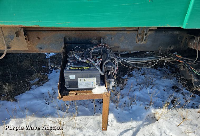 image for item DO4267 2007 International 7400  refuse truck