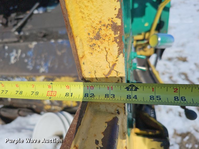 image for item DO4267 2007 International 7400  refuse truck