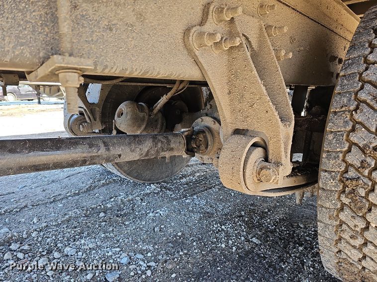 image for item DO4269 2018 International 4300  box truck