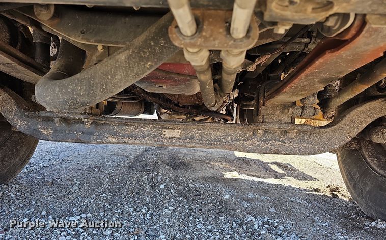 image for item DO4269 2018 International 4300  box truck