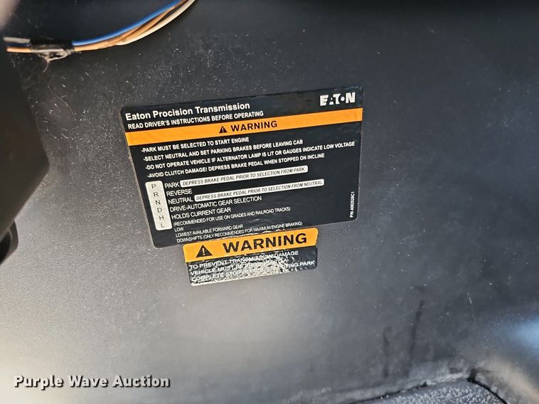 image for item DO4269 2018 International 4300  box truck