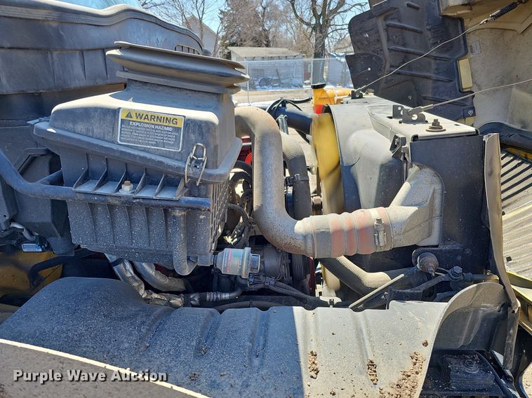 image for item DO4269 2018 International 4300  box truck