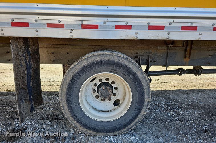 image for item DO4269 2018 International 4300  box truck