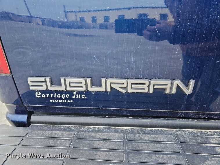 image for item DO4271 1996 GMC Suburban 2500 SL  SUV