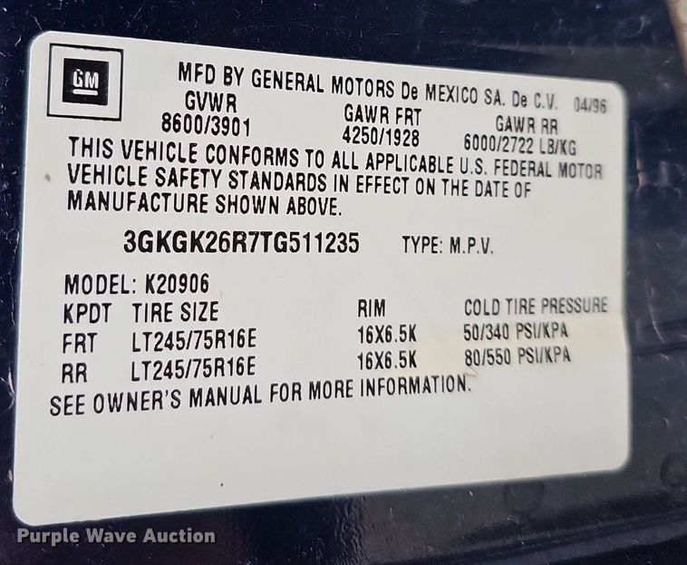 image for item DO4271 1996 GMC Suburban 2500 SL  SUV