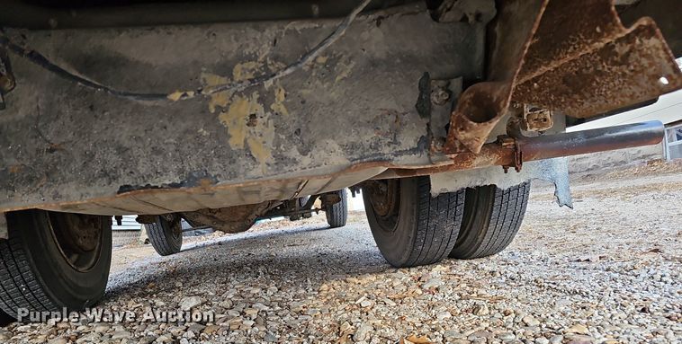 image for item DO4277 1988 Chevrolet P30  food truck